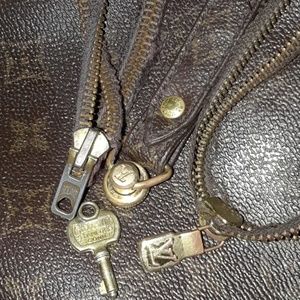 🚫 SOLD 🚫Louis Vuitton brass hardware